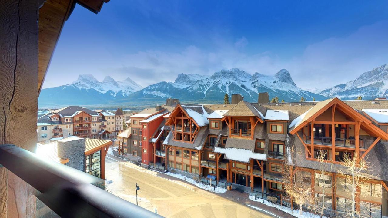 ホテル Spectacular Penthouse With Amazing Views, Indoor Pool And Hot Tub キャンモア エクステリア 写真